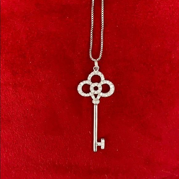 🗝️16" Sterling Key Pendant w CZ Accents - Picture 6 of 6